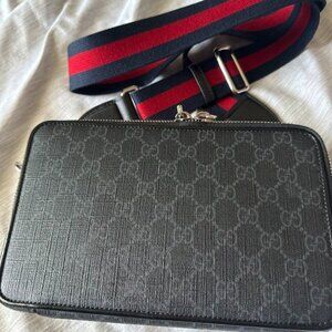 Gucci black small shoulder bag